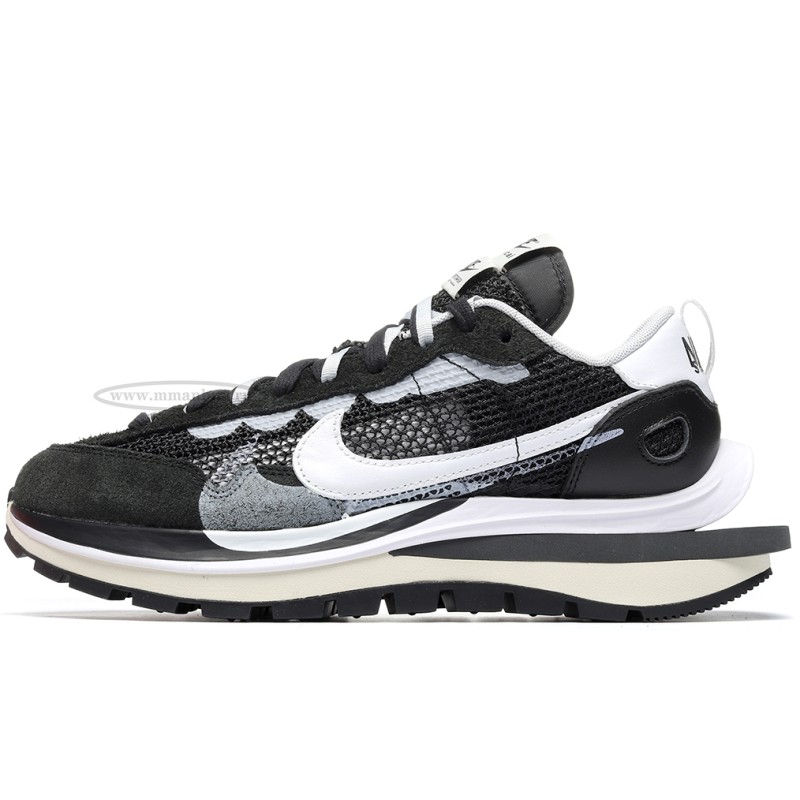 MManbuy Nike Vaporwaffle sacai Black White