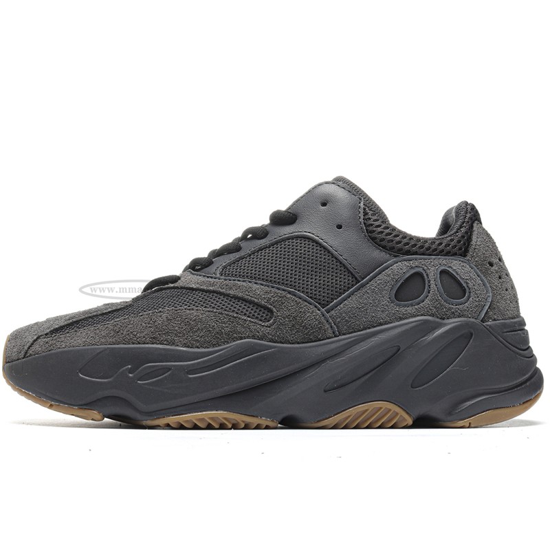 MManbuy adidas Yeezy Boost 700 Utility Black (2019/2023)