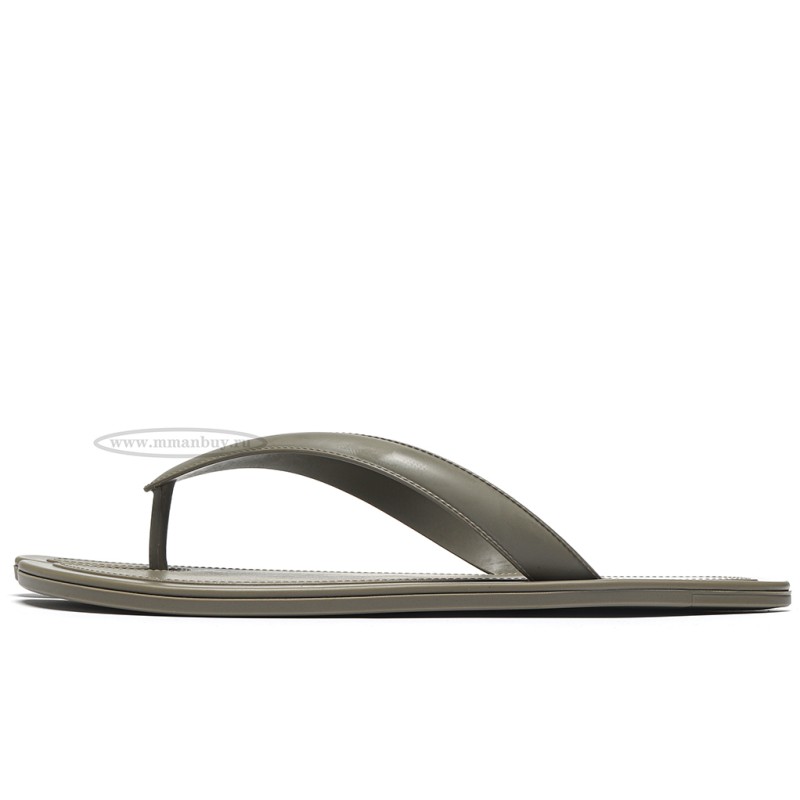 MManbuy Mais0n Marg*ela Tabi Flip-flops Brown